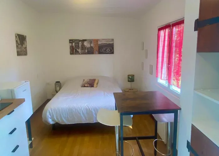 La Dependance * Maisse